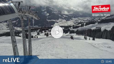 Obraz podglądu z kamery internetowej Brixen im Thale - Jochbahn Bergstation